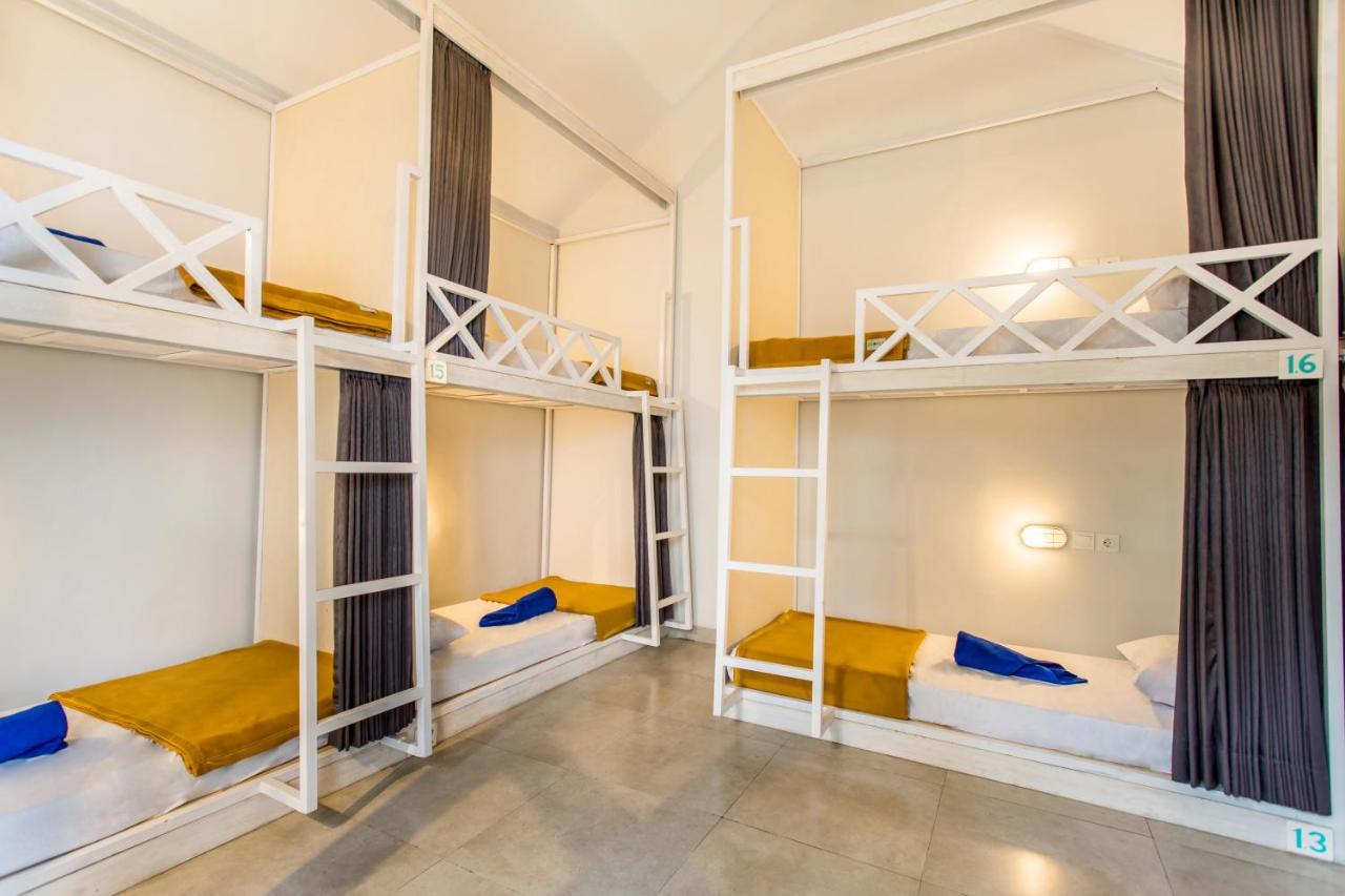 Angels Boutique Hostel Canggu Екстериор снимка